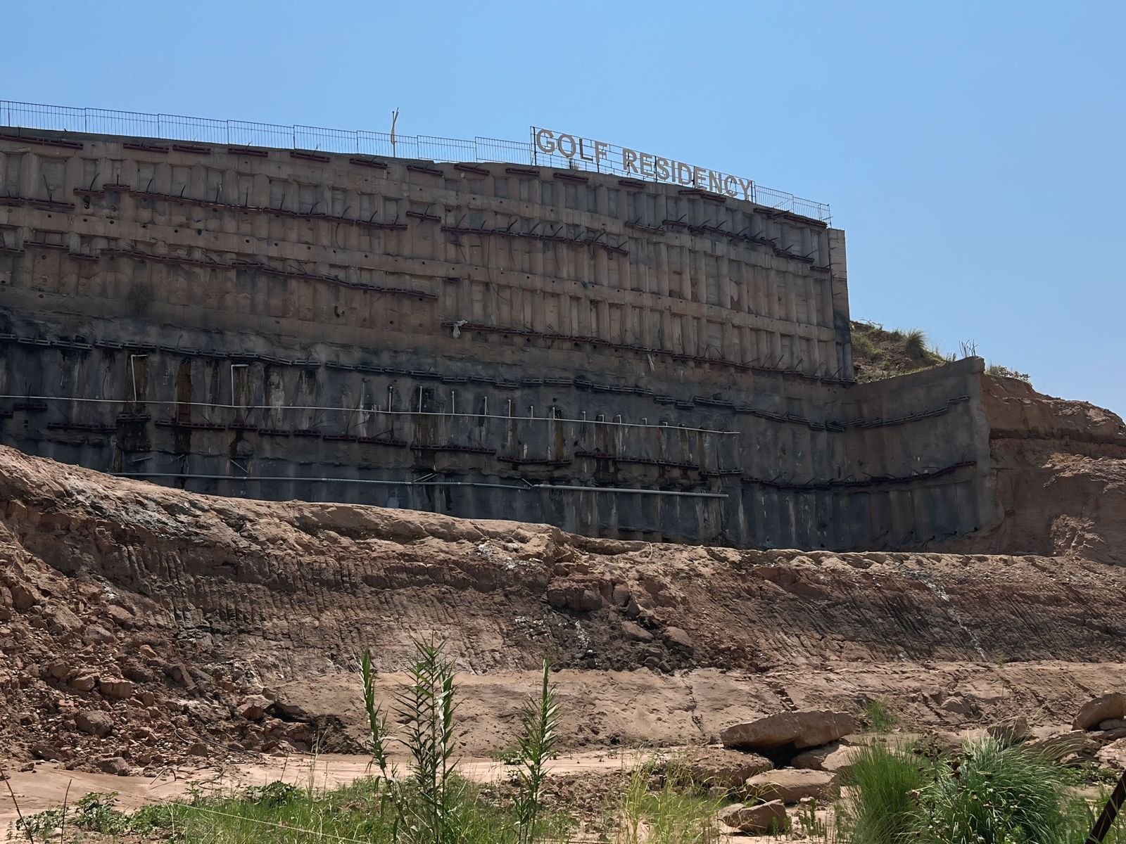 Buying property in Pakistan from abroad? Golf Residency Apartment is smart Choice